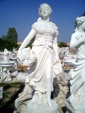 GIARDINO Statue Statua con uva BM34