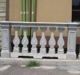 parapetto-balaustre-terrazzo-balcone-giardino